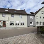 Zum Schwarzen Baeren 3*