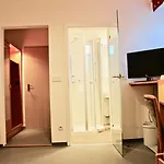 Zum Schwarzen Baeren Szálloda 3*