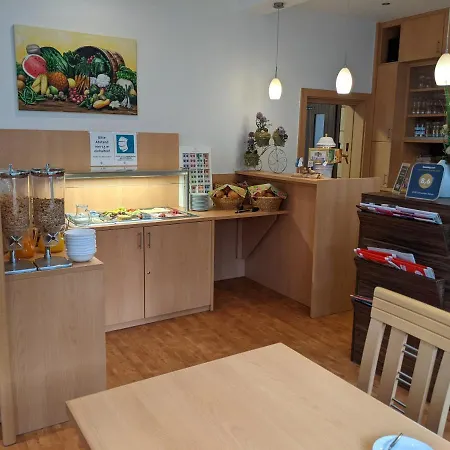 Zum Schwarzen Baeren Hotell