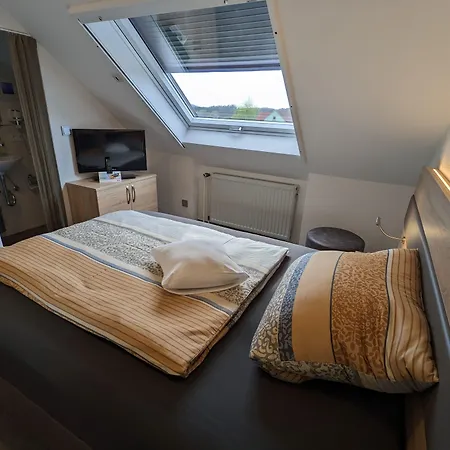 Zum Schwarzen Baeren Otel Vohenstrauss