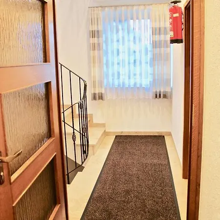 祖姆施彻沃兹巴瑞酒店 3* 福恩施特劳斯